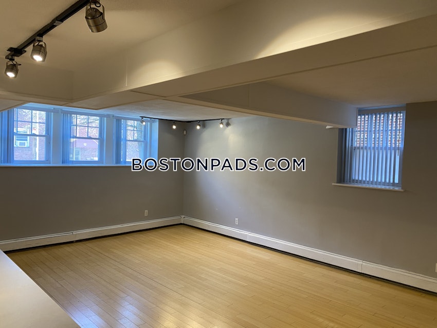 BOSTON - BRIGHTON- WASHINGTON ST./ ALLSTON ST. - 3 Beds, 2 Baths - Image 14