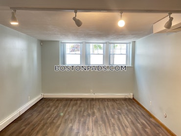 Boston - 3 Beds, 2 Baths