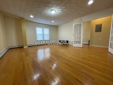 Boston - 3 Beds, 1 Baths