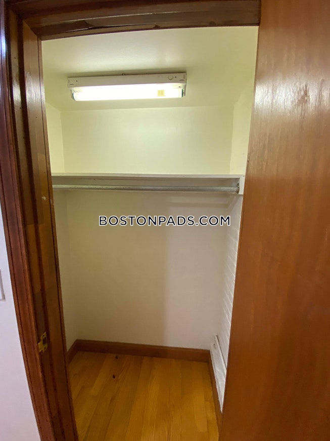 Boston - $3,500+ /mo