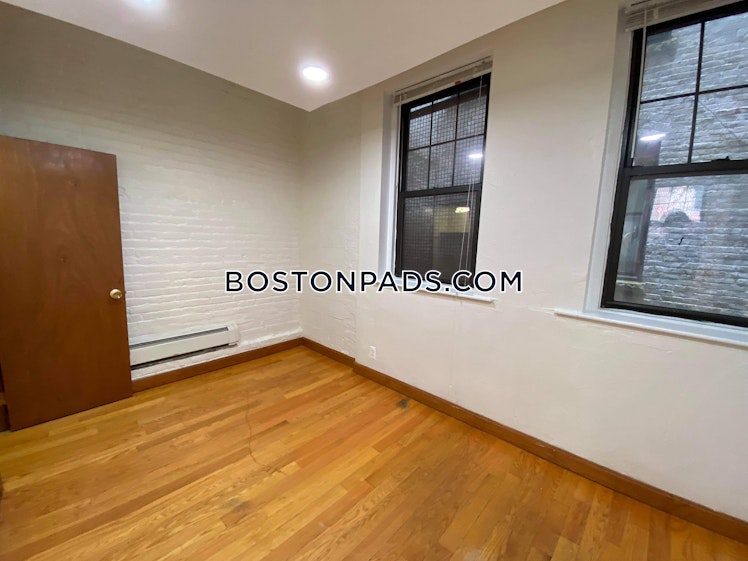 Hemenway St., Boston