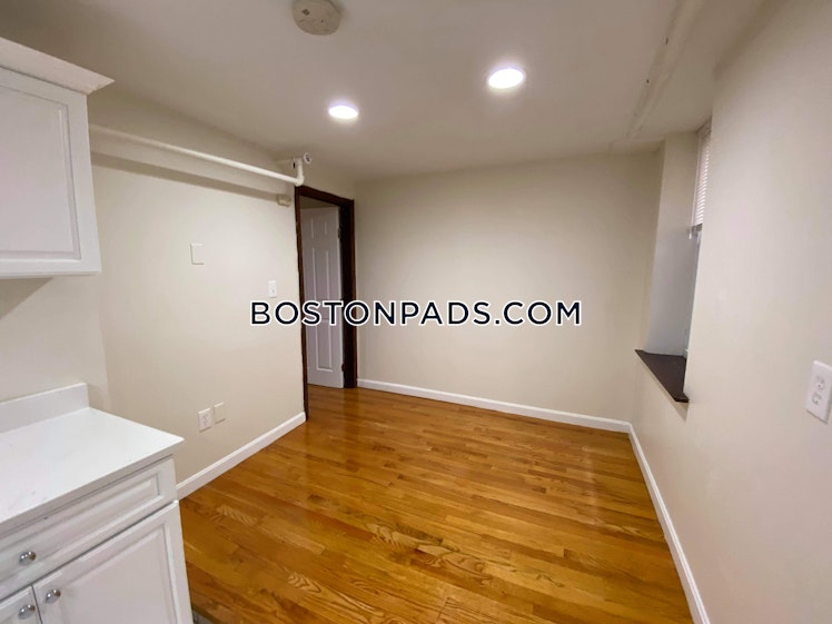 hemenway St., Boston