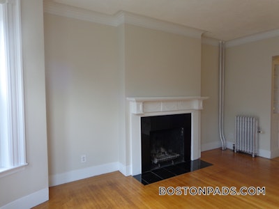 Back Bay Apartment for rent 1 Bedroom 1 Bath Boston - $3,250