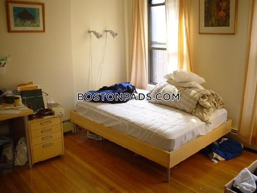 BOSTON - BRIGHTON - OAK SQUARE - 2 Beds, 1 Bath - Image 3