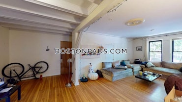 Boston - 3 Beds, 1.5 Baths