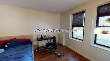 Boston - 3 Beds, 1.5 Baths