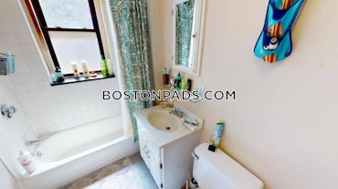 Boston - 3 Beds, 1.5 Baths