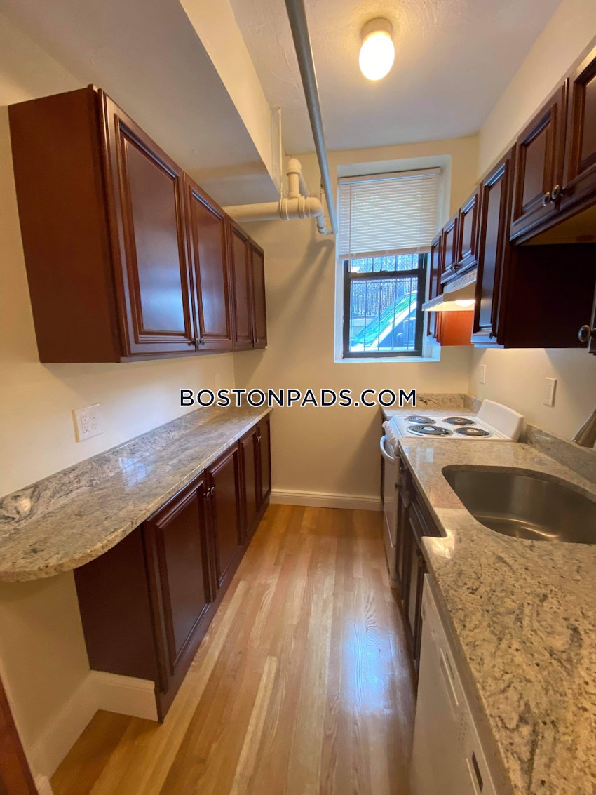 BOSTON - NORTHEASTERN/SYMPHONY - 1 Bed, 1 Bath - Image 1