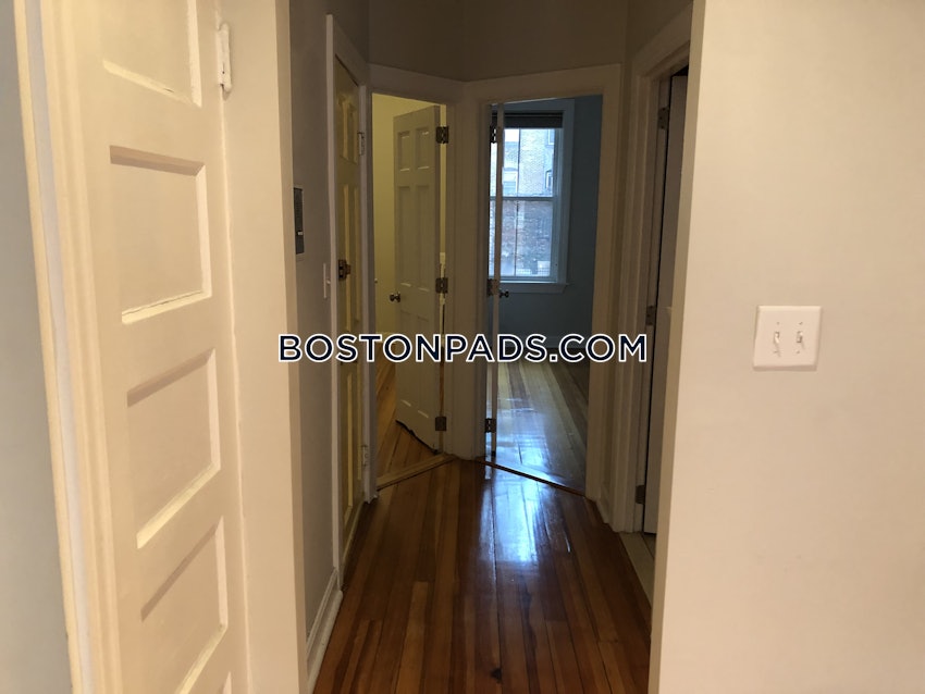 BOSTON - BEACON HILL - 2 Beds, 1 Bath - Image 5