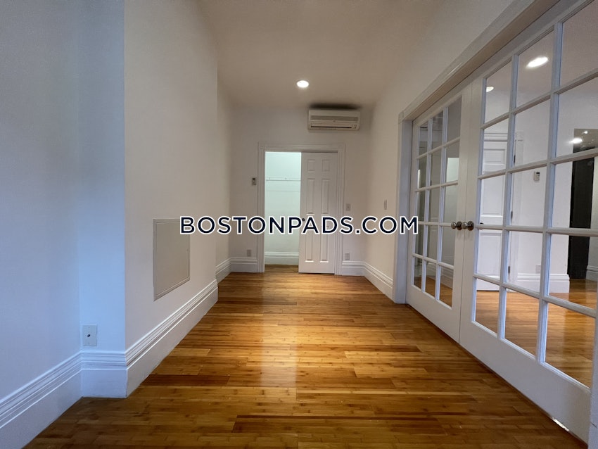 BOSTON - BACK BAY - 1 Bed, 1 Bath - Image 5