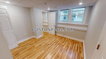 Boston - 4 Beds, 2 Baths