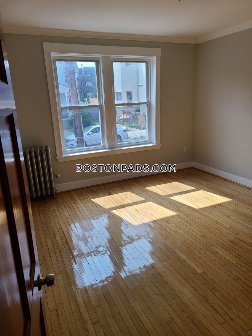 BOSTON - ALLSTON - 3 Beds, 1 Bath - Image 19