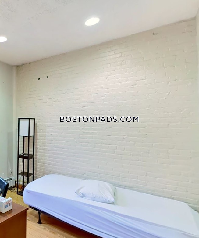 Boston - $3,500+ /mo