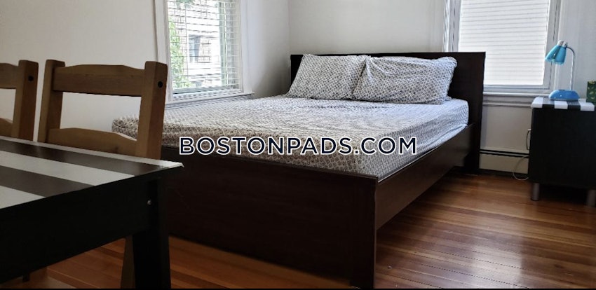 BOSTON - BRIGHTON - OAK SQUARE - 6 Beds, 3.5 Baths - Image 5