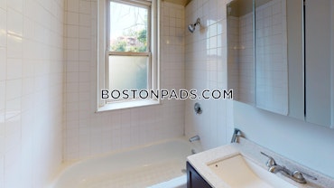 Boston - 0 Beds, 1 Baths