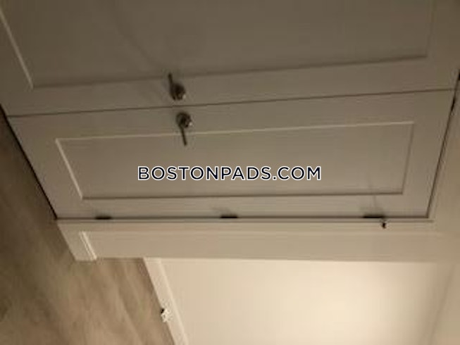 Boston - $2,800+ /mo