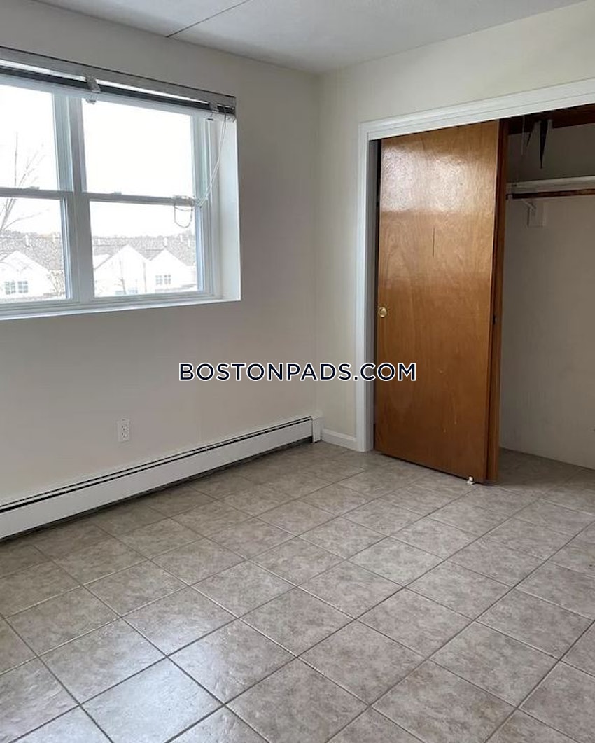 WOBURN - 2 Beds, 1 Bath - Image 10