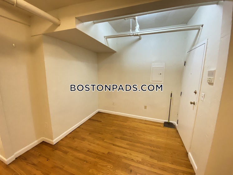 Saint Stephen St., Boston