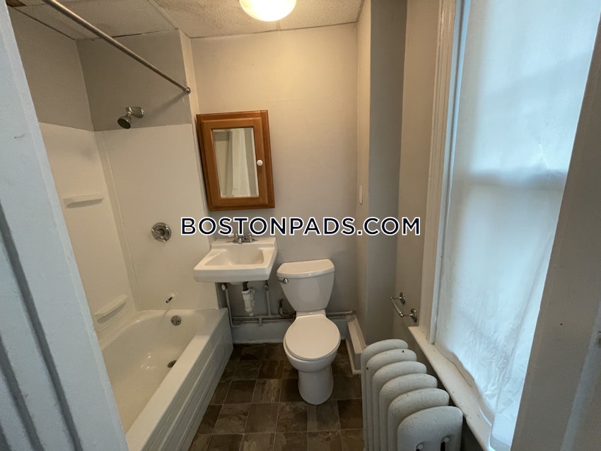 BOSTON - HYDE PARK - 1 Bed, 1 Bath - Image 38