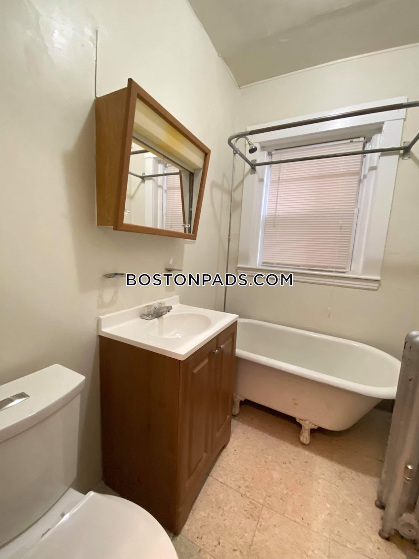 SOMERVILLE - SPRING HILL - 1 Bed, 1 Bath - Image 11