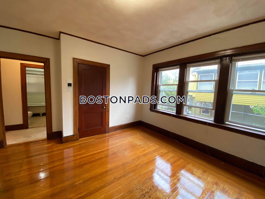 SOMERVILLE - SPRING HILL - 1 Bed, 1 Bath - Image 6