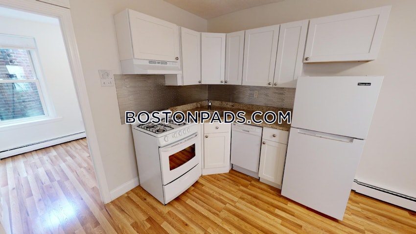 BOSTON - NORTH END - 2 Beds, 1 Bath - Image 1