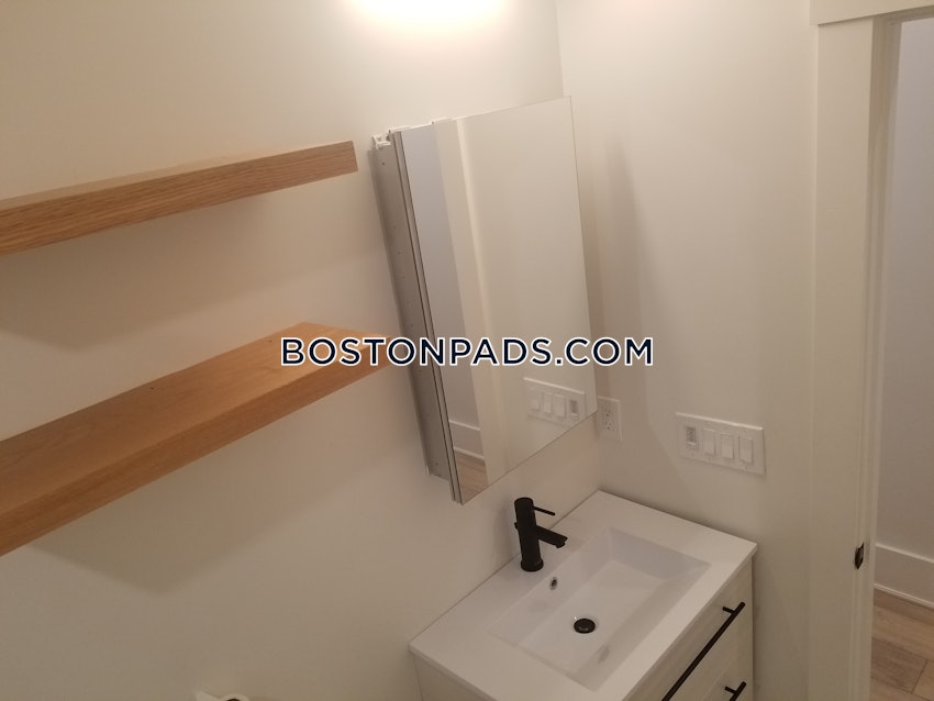 REVERE - 1 Bed, 1 Bath - Image 39