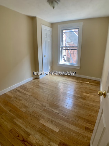 Boston - 2 Beds, 1 Baths