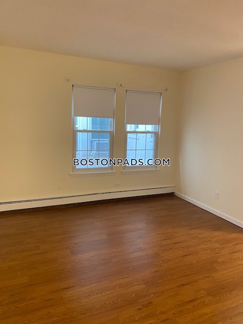 BOSTON - JAMAICA PLAIN - JAMAICA POND/PONDSIDE - 1 Bed, 1 Bath - Image 3