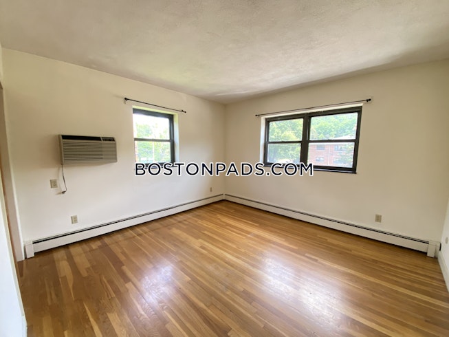 Newton - $2,650+ /mo