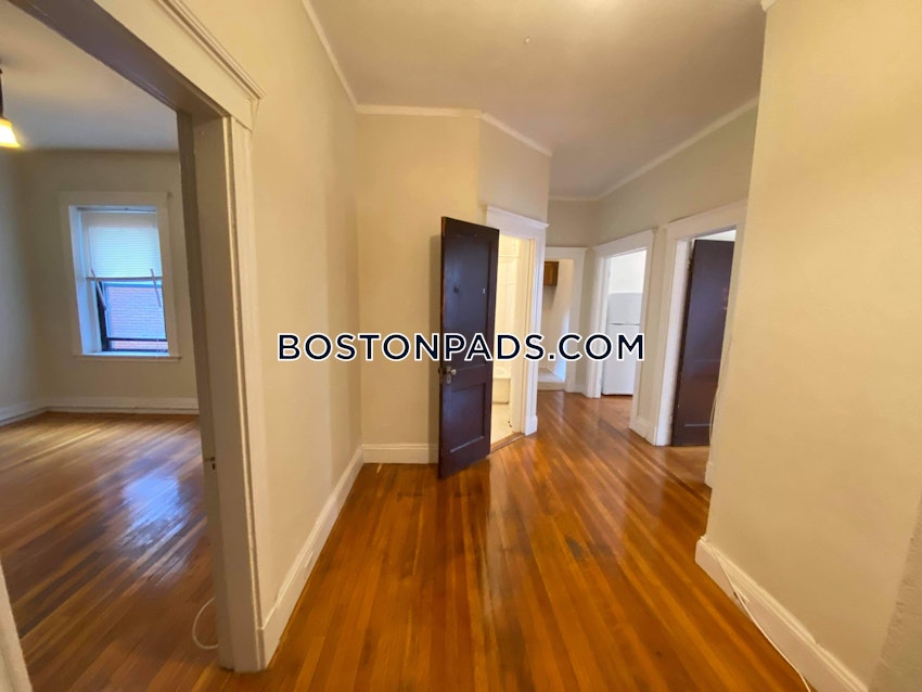 MALDEN - 2 Beds, 1 Bath - Image 8