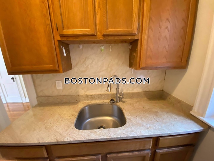malden-apartment-for-rent-2-bedrooms-1-bath-2600-8018370 