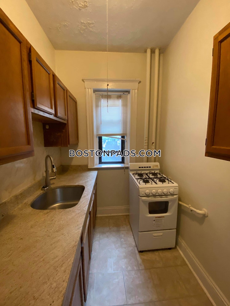 Washington St., Malden