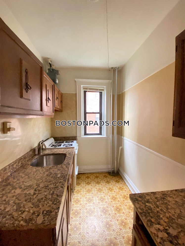 Washington St., Malden