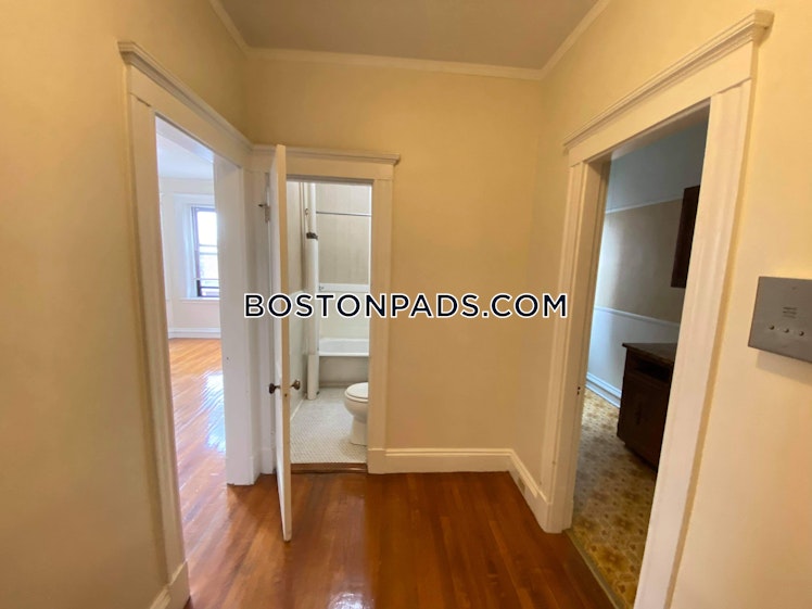 Washington St., Malden