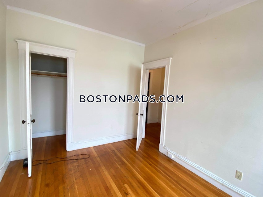 MALDEN - 1 Bed, 1 Bath - Image 11