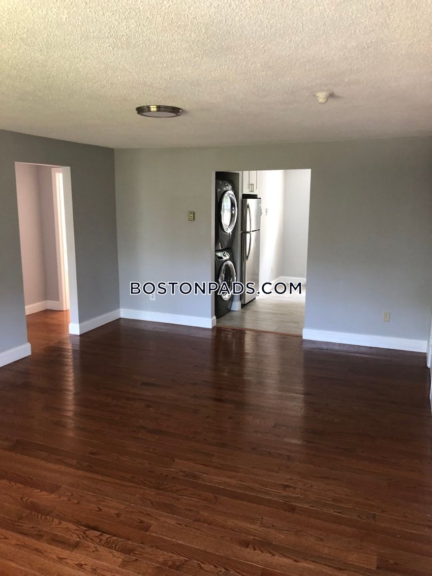 PLYMOUTH - 2 Beds, 1 Bath - Image 7