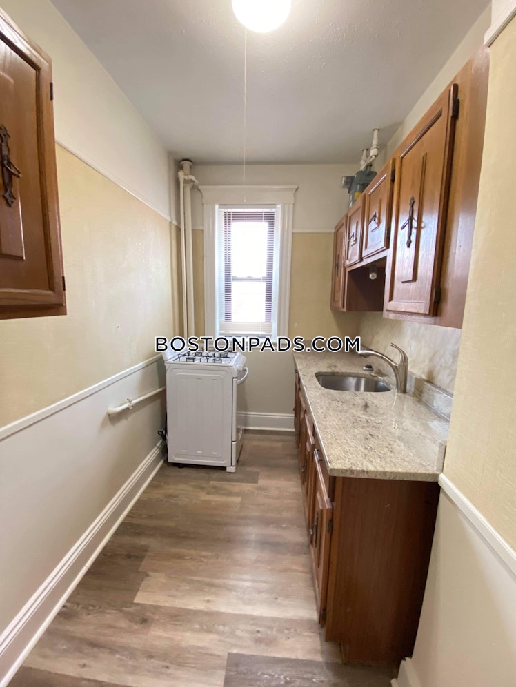 Washington St., Malden