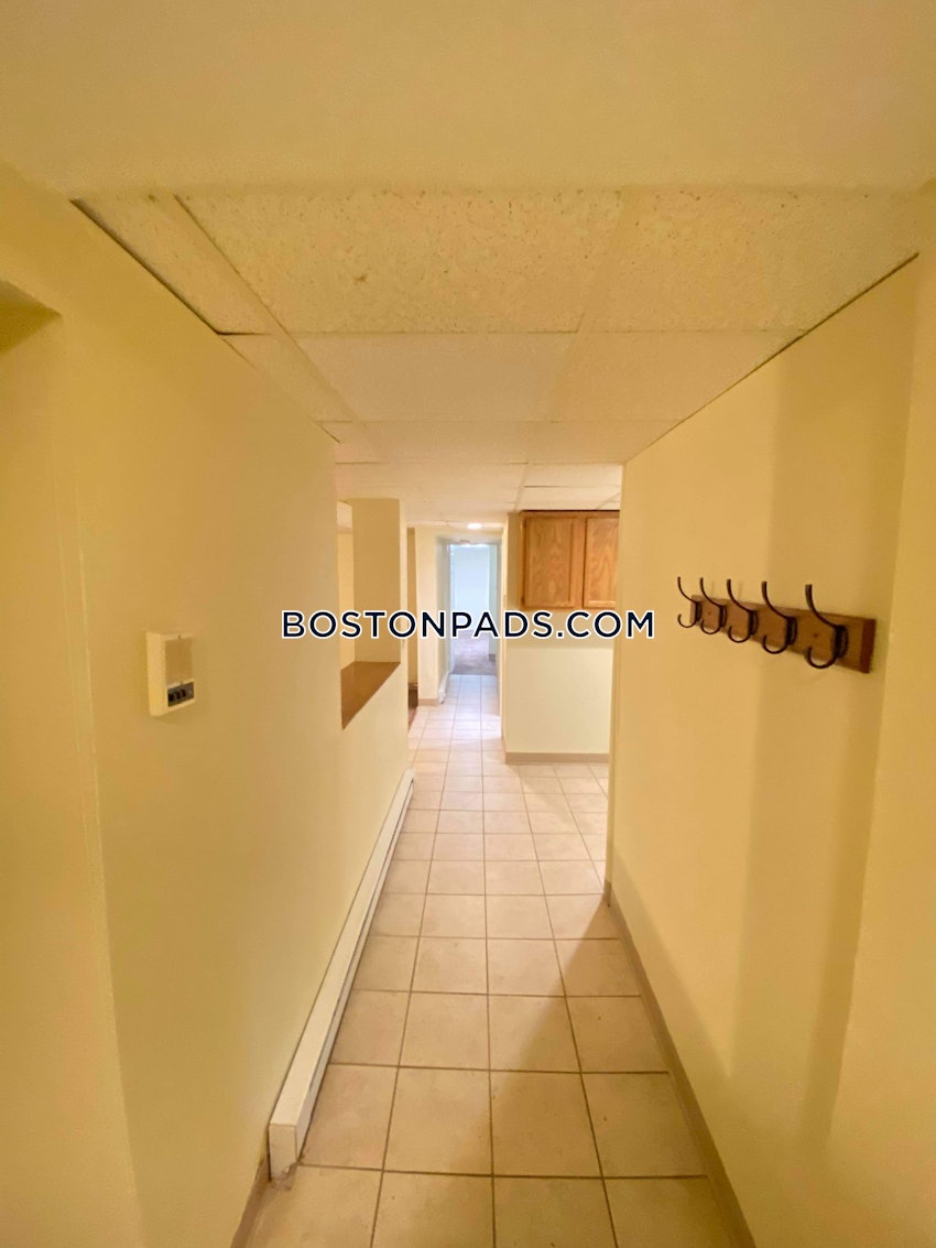 BOSTON - ALLSTON/BRIGHTON BORDER - 3 Beds, 1 Bath - Image 10