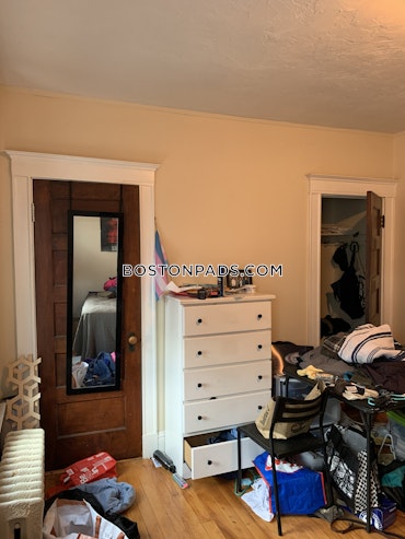 Boston - 2 Beds, 1 Baths