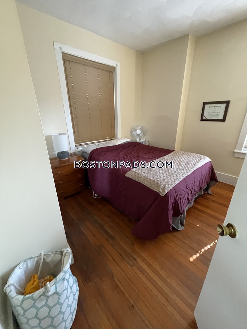 BOSTON - BEACON HILL - 1 Bed, 1 Bath - Image 6