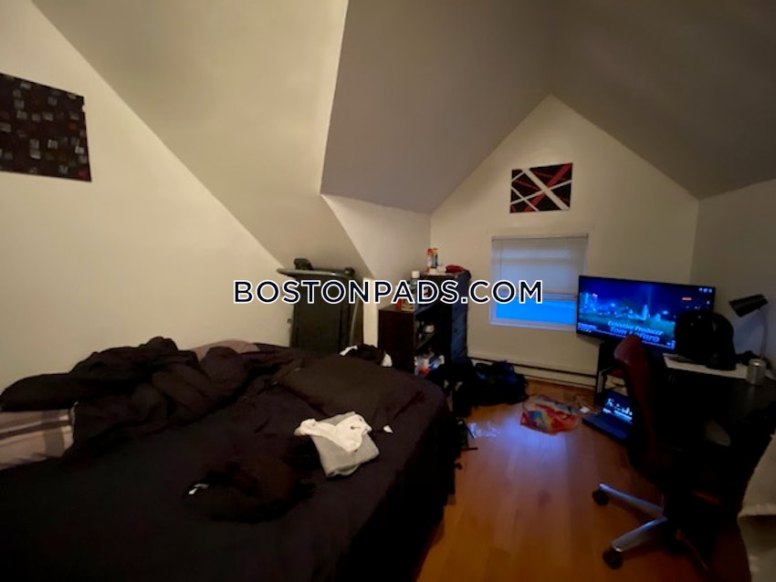 BOSTON - DORCHESTER - BLUE HILL AVENUE - 2 Beds, 1 Bath - Image 2