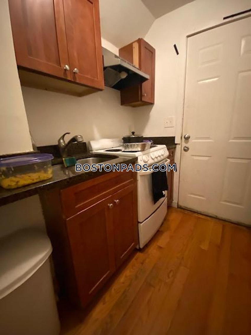 BOSTON - DORCHESTER - BLUE HILL AVENUE - 2 Beds, 1 Bath - Image 4