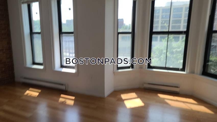 BOSTON - BAY VILLAGE - 1 Bed, 1 Bath - Image 19