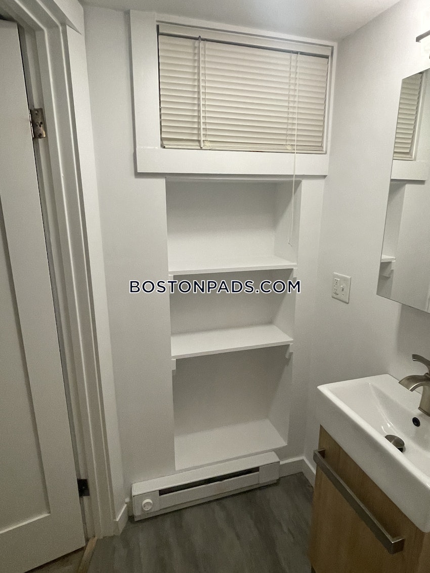 BOSTON - NORTH END - 1 Bed, 1 Bath - Image 6