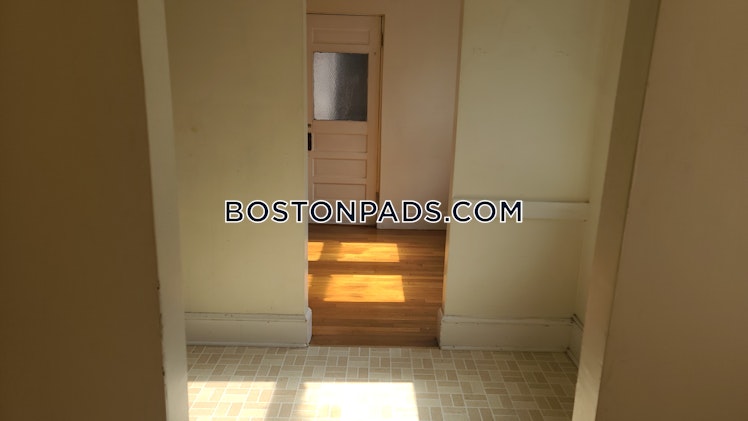 Fellsway West, Medford