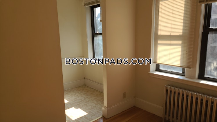 Fellsway West, Medford