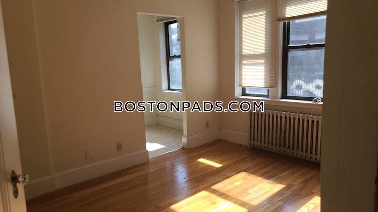 Fellsway West, Medford