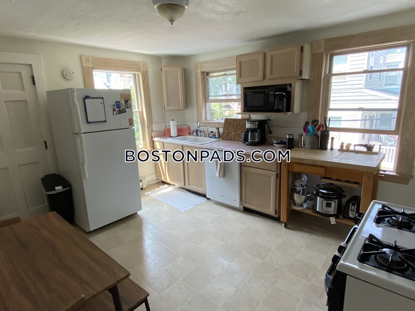 BOSTON - SOUTH BOSTON - ANDREW SQUARE - 2 Beds, 1 Bath - Image 4