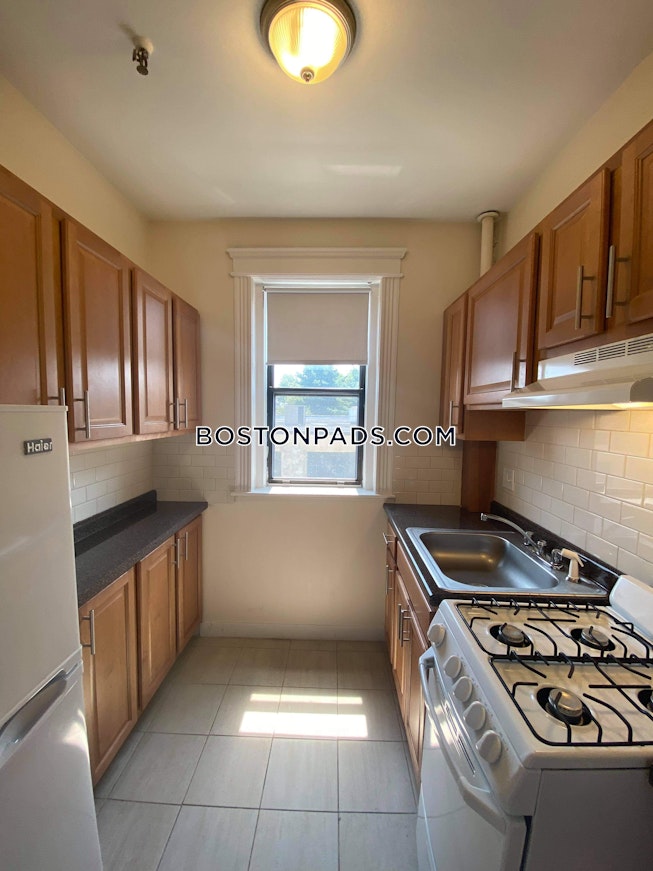 Brookline - $1,900+ /mo